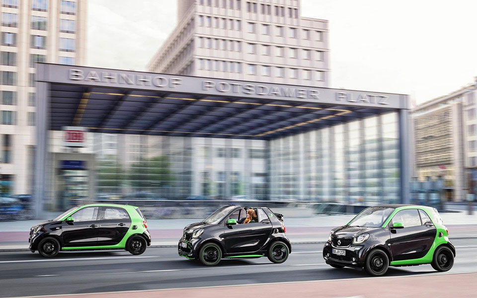 smart-fortwo_electric_drive-2017-1600-18-copy