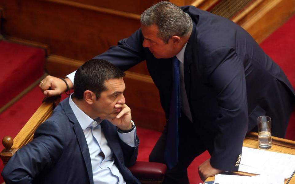 tsipras_kammenos-thumb-large--2