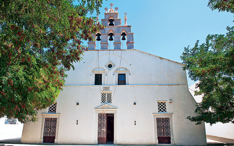 dsc_9517-high-panagia-of-apeiranthos-church-naxos