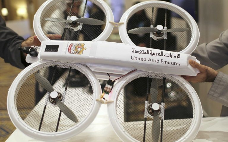Ντουμπάι: «Ιπτάμενοι κούριερ» για την παράδοση δημόσιων εγγράφων