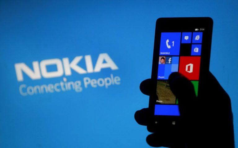 Ολοκληρώθηκε η εξαγορά του τμήματος κινητών της Nokia από τη Microsoft
