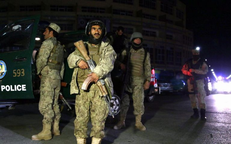 Αφγανιστάν: 16 νεκροί από επίθεση καμικάζι Ταλιμπάν