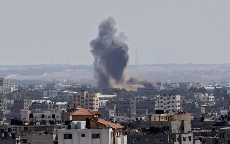 Κλιμακώνει το Ισραήλ τις χερσαίες επιχειρήσεις στη Γάζα – Στους 316 οι νεκροί