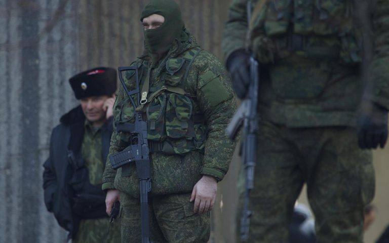 ΝΑΤΟ: Η Ρωσία ενισχύει τη στρατιωτική της παρουσία στα σύνορα με την Ουκρανία