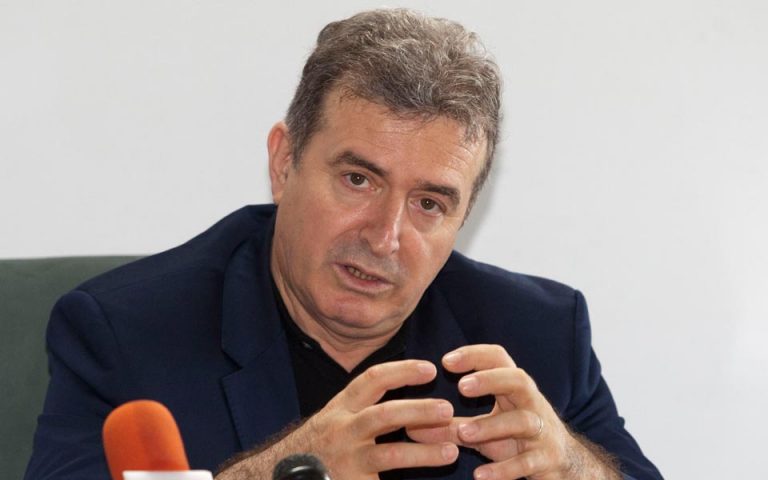 Μ. Χρυσοχοΐδης: Να φύγουν από το Δημόσιο όσοι προσλήφθηκαν με πολιτικό ρουσφέτι