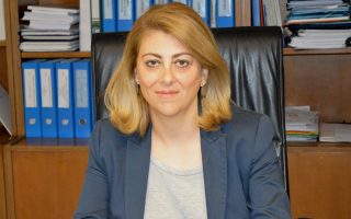 Με απόφαση της γενικής γραμματέως Δημοσίων Εσόδων, Κατερίνας Σαββαΐδου, ορίζεται πως η Αρχή Καταπολέμησης Νομιμοποίησης Εσόδων από Εγκληματικές Δραστηριότητες οφείλει να ενημερώσει μέσα σε δύο ημέρες τη ΓΓΔΕ για τις περιπτώσεις δέσμευσης περιουσιακών στοιχείων.