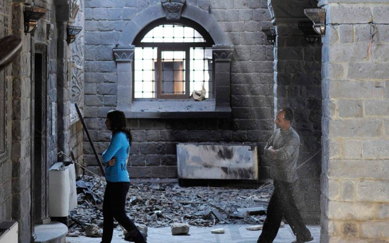 Δεκάδες νεκροί στη Χομς της Συρίας