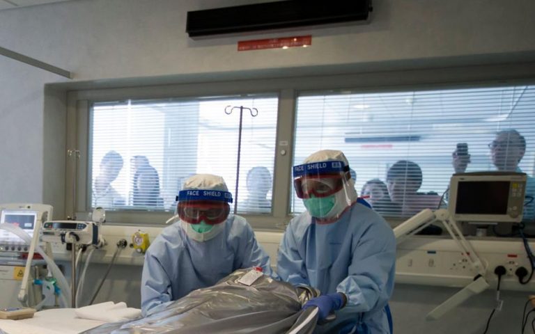 Ντάλας: Σε καραντίνα ασθενής που ενδέχεται να έχει προσβληθεί από τον ιό Εμπολα