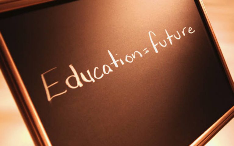 ΟΟΣΑ: Αυξάνεται η σημασία των επενδύσεων στον τομέα της εκπαίδευσης