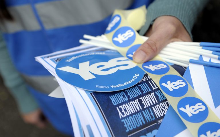 Σκωτία: Ανοδος του «ναι» στην ανεξαρτησία σύμφωνα με δημοσκόπηση