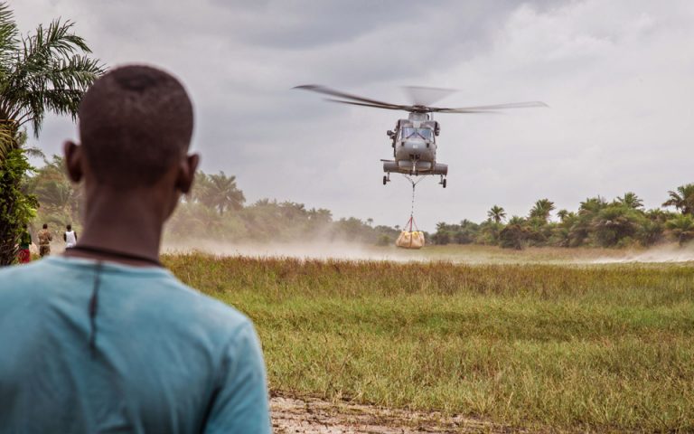 Αποστολή υγειονομικής μονάδας κατά του Εμπολα στη Δυτική Αφρική