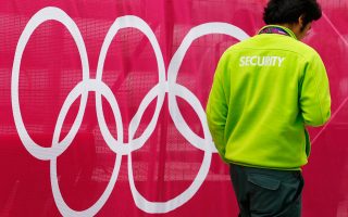 H παγκόσμια εξάπλωση του φαινομένου χειραγώγησης αγώνων σε πολλά αθλήματα, έχει θορυβήσει τη ΔΟΕ η οποία προσπαθεί να προλάβει αντίστοιχα γεγονότα στους Ολυμπιακούς Αγώνες.