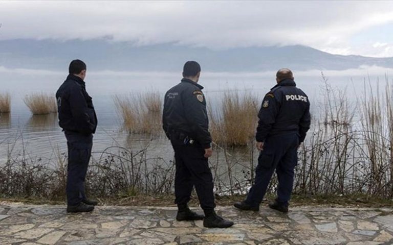 «Η Ελλάδα αδρανεί, αλλά χρειάζεται βοήθεια για το μεταναστευτικό»