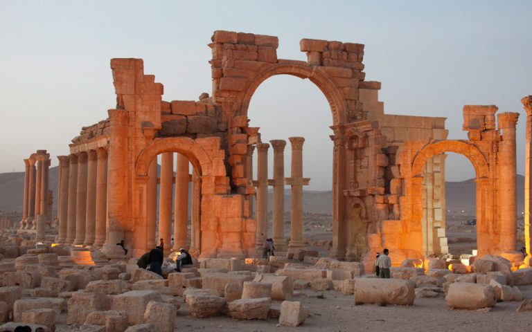Επιβεβαιώθηκε  η ολική καταστροφή του ναού της Παλμύρας