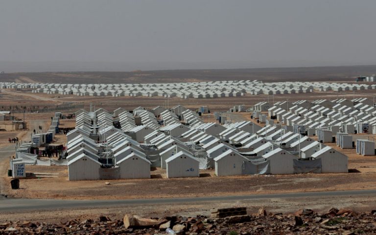 Ετοιμες… να εκραγούν «δεξαμενές» προσφύγων