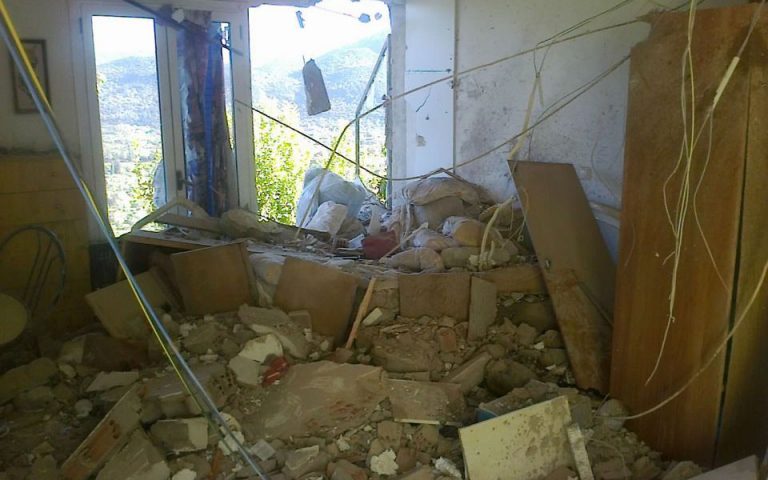 Δύο γυναίκες νεκρές και σοβαρές ζημιές από τον σεισμό 6,1 Ρίχτερ στην Λευκάδα