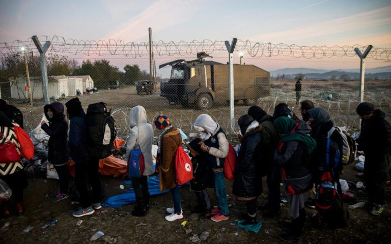 Καμμένος: Πέντε επιπλέον χώροι φιλοξενίας προσφύγων στη Β. Ελλάδα