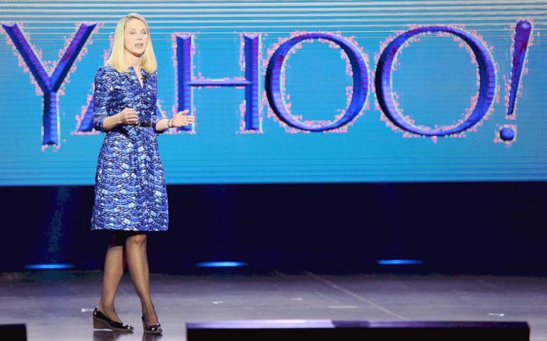 Προσφορές εξαγοράς έως τις 11 Απριλίου δέχεται η Yahoo