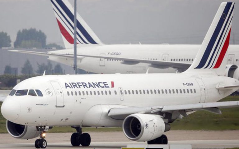 Γαλλία: Απεργιακές κινητοποιήσεις σχεδιάζουν οι πιλότοι της Air France