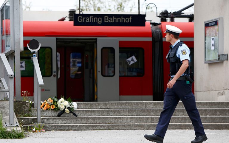 Ενας νεκρός από επίθεση με μαχαίρι στο Μόναχο