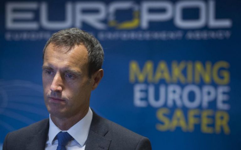 Europol: 200 αξιωματικοί στην Ελλάδα για τον εντοπισμό τζιχαντιστών