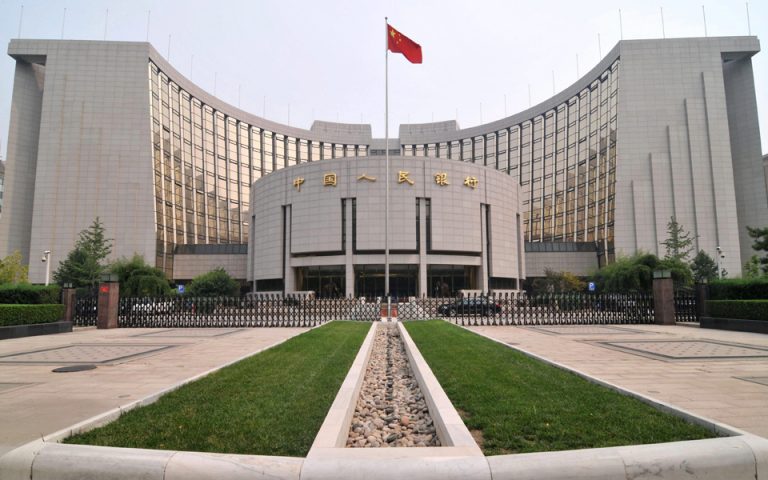 Νέο χρήμα στην αγορά ρίχνει η Κεντρική Τράπεζα της Κίνας