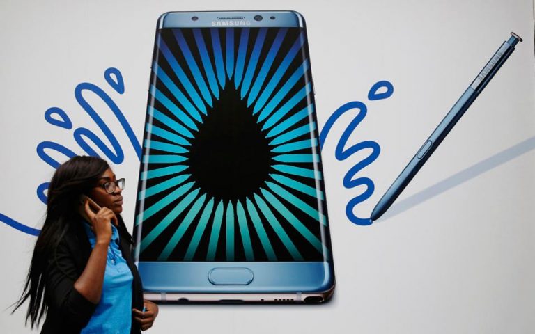 Η Air Berlin απαγόρευσε τα κινητά Samsung Galaxy Note 7 σε όλες τις πτήσεις της