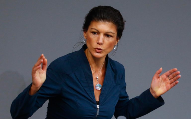 «Αδειάζει» το Die Linke την αντιπρόεδρο Σάρα Βάγκενκνεχτ για το Grexit