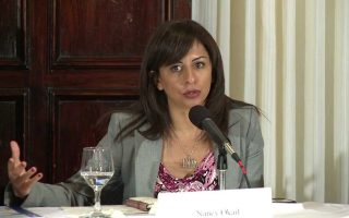 Η Αιγύπτια ακτιβίστρια Νάνσι Οκάιλ, εκτελεστική διευθύντρια του Tahrir Institute for Middle East Policy, θα μιλήσει στο Οικονομικό Φόρουμ των Δελφών.