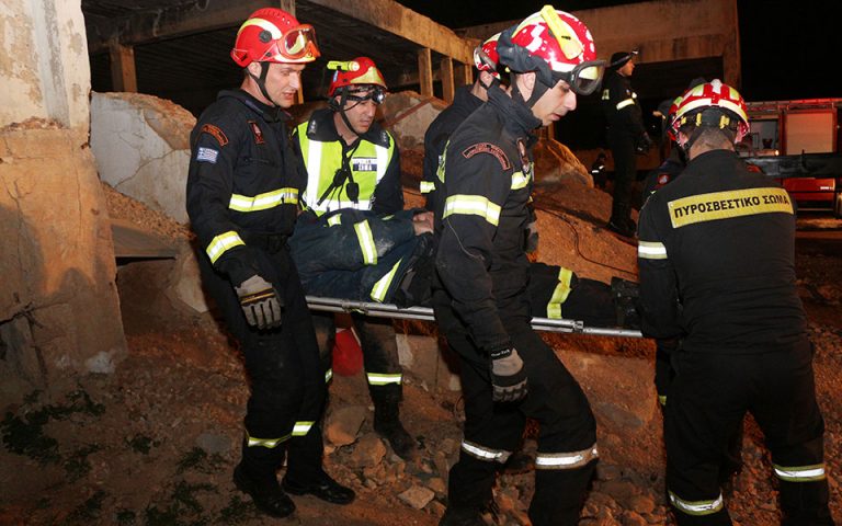 Ασκηση της Πυροσβεστικής στην Πάρνηθα για σεισμό 5,9 Ρίχτερ