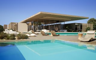 Η εξοχική κατοικία στη Μεσσηνία, έργο των Potiropoulos+Partners, τιμήθηκε με Architizer A+Award στην κατηγορία Popular Choice, μια μεγάλη διάκριση για την ελληνική αρχιτεκτονική.