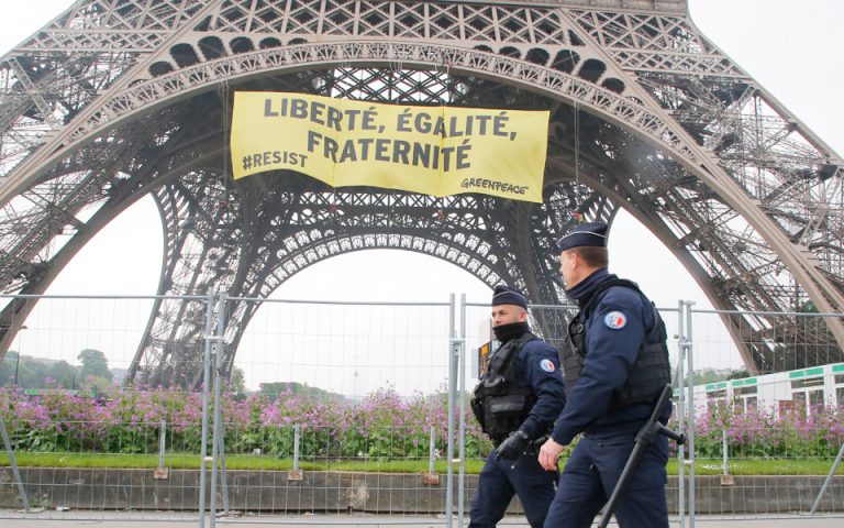 Γαλλία: «Υπάρχει βαθιά αίσθηση δυσφορίας με τη μορφή της δημοκρατίας»