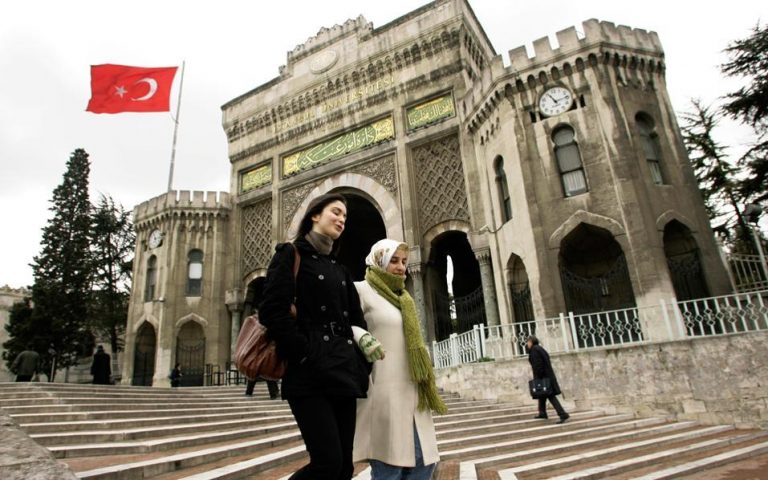 Τουρκία: Καθαιρέθηκαν 107 ακόμη δικαστές και εισαγγελείς