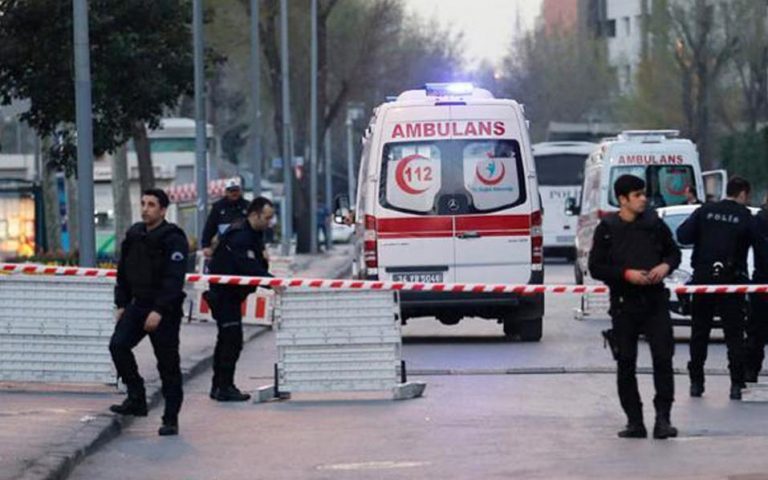 Τουρκία: Στους 23 οι νεκροί από την πτώση λεωφορείου σε γκρεμό