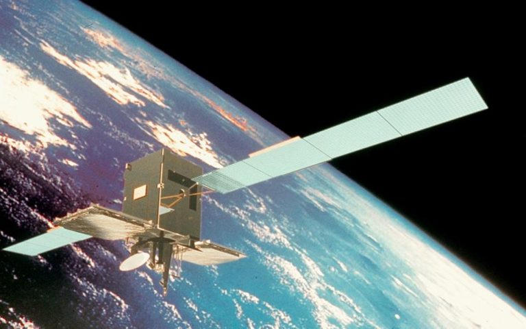 Στις 28 Ιουνίου η εκτόξευση του δορυφόρου HellasSat