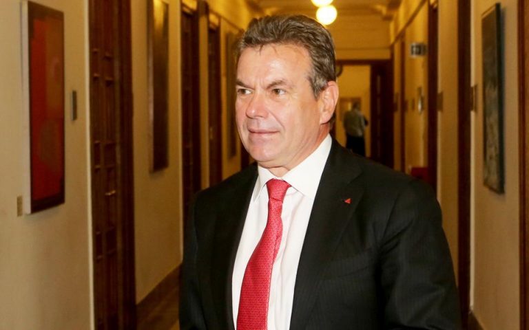 Πετρόπουλος: «Μέτρα και αντίμετρα είναι ισορροπημένα»