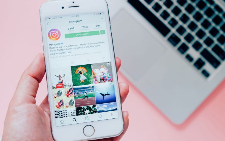 Το Instagram το χειρότερο μέσο κοινωνικής δικτύωσης για την ψυχική υγεία των νέων
