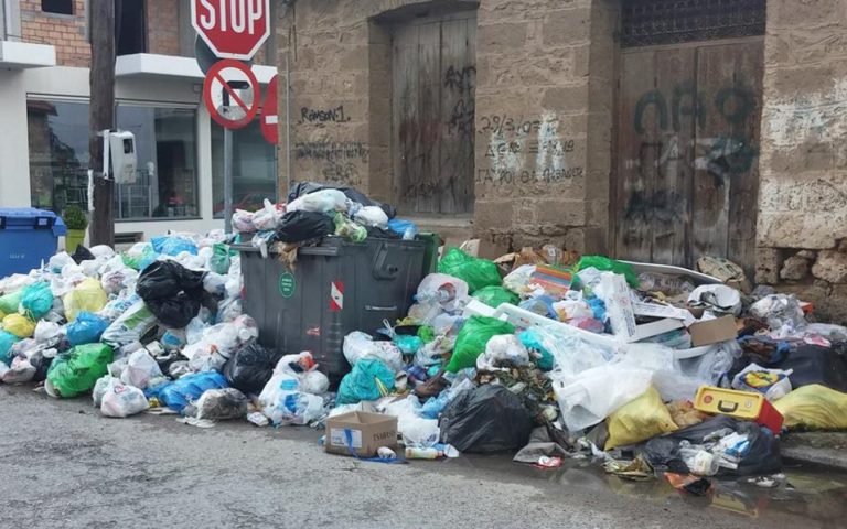 ΝΔ: Ανεύθυνη και αδιέξοδη η πολιτική της κυβέρνησης για τα σκουπίδια