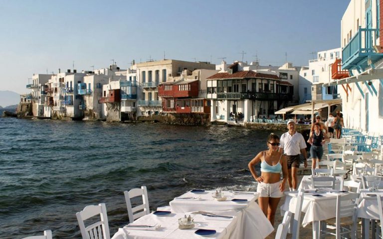 Ελεγχοι σε τρίτες χώρες για ελληνικά τουριστικά έσοδα…
