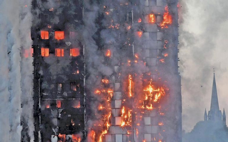 Βρετανία: Ακατάλληλα κρίθηκαν εξήντα πολυώροφα κτίρια έπειτα από ελέγχους ασφαλείας
