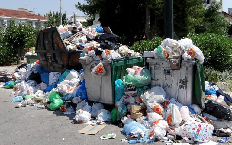 Ακαρπη η συνάντηση Σκουρλέτη με ΠΟΕ – ΟΤΑ για τα σκουπίδια
