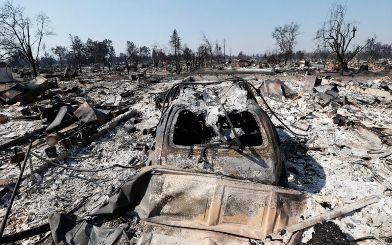 Στους 31 αυξήθηκαν οι νεκροί από τις πυρκαγιές στην Καλιφόρνια