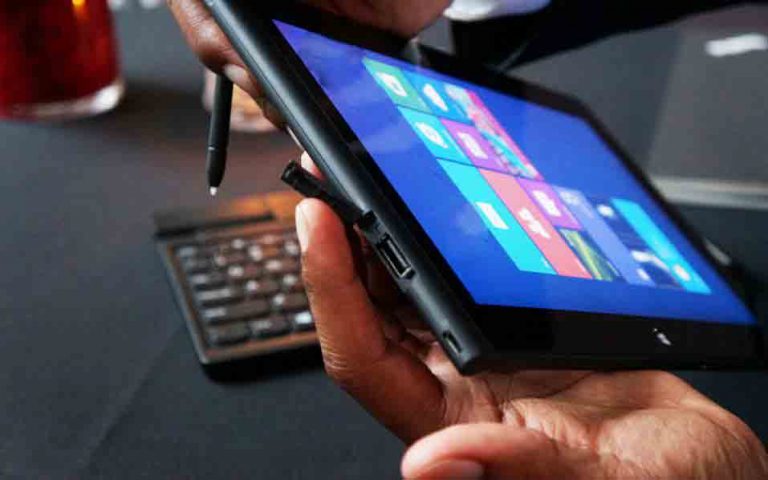 Φρένο στην παραοικονομία με την «αντιστροφή ΦΠΑ» σε κινητά και tablets