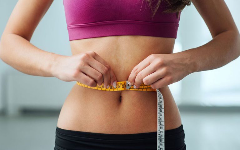 6 νέες συνήθειες που πρέπει να υιοθετήσεις για να χάσεις βάρος μετά τα 40