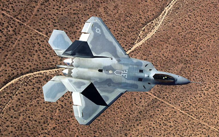 Οι ΗΠΑ στέλνουν F-22 στη Νότια Κορέα
