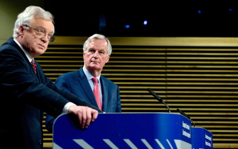 Brexit: Για το ενδεχόμενο να μην υπάρξει συμφωνία προετοιμάζονται οι Βρυξέλλες