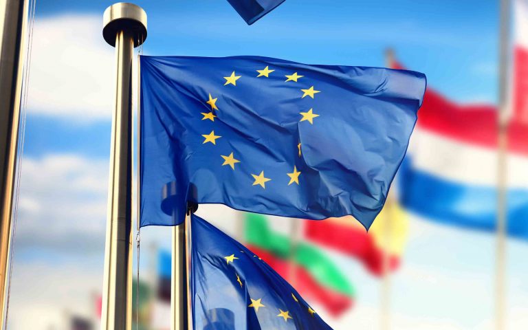 «Ανοιχτή» στην υποδοχή νέων χωρών από τα Βαλκάνια η Ε.Ε.