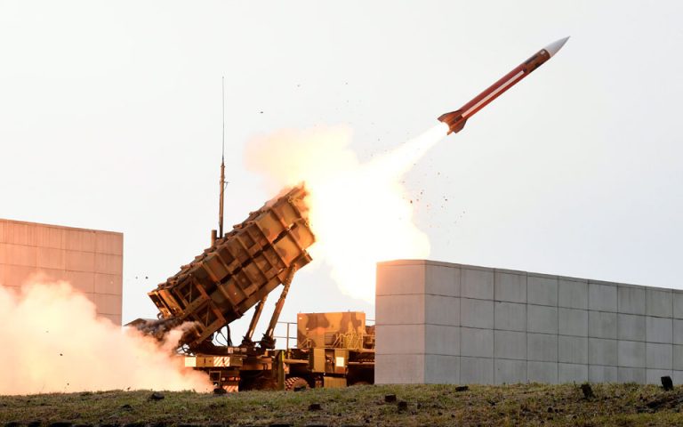 Η Β. Κορέα εξελίσσει βαλλιστικό πύραυλο που θα μπορούσε να πλήξει τις ΗΠΑ