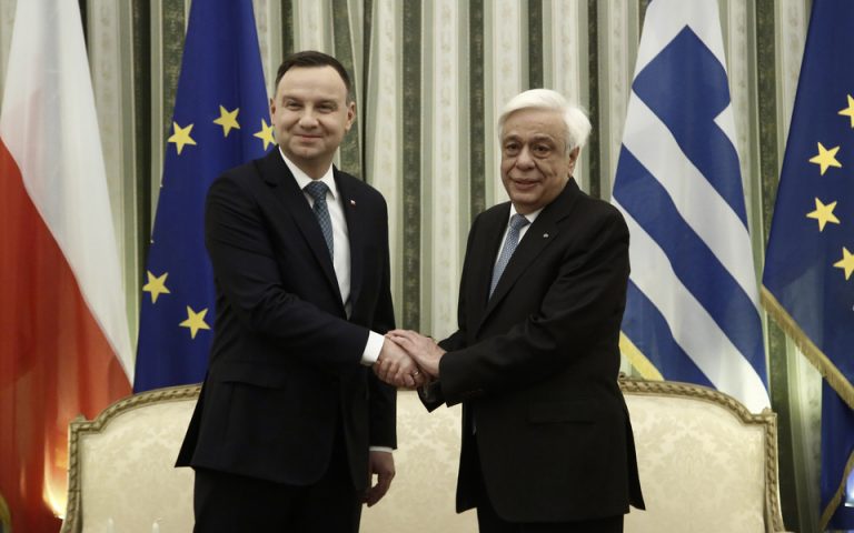 Παυλόπουλος: Εμείς οι Έλληνες είμαστε πραγματικοί Ευρωπαίοι και δεν ταξιδεύουμε με σημαίες ευκαιρίας