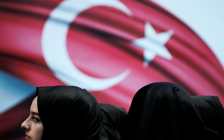 Τουρκία: Συνελήφθησαν 60 πρώην αξιωματούχοι ασφαλείας ως ύποπτοι για την απόπειρα πραξικοπήματος